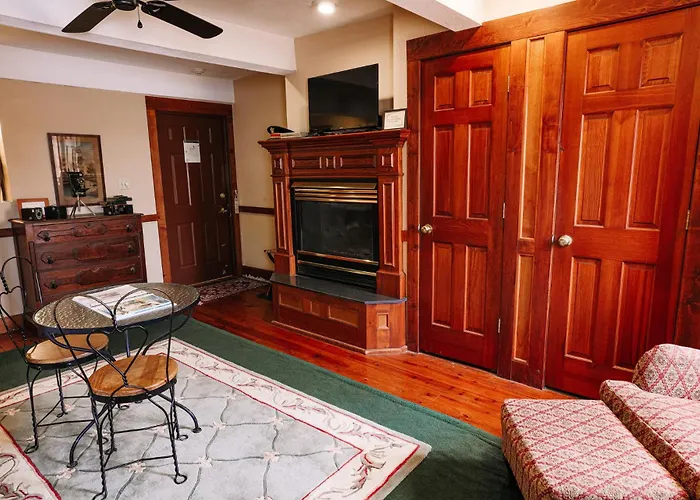 Walnut Street Inn Springfield