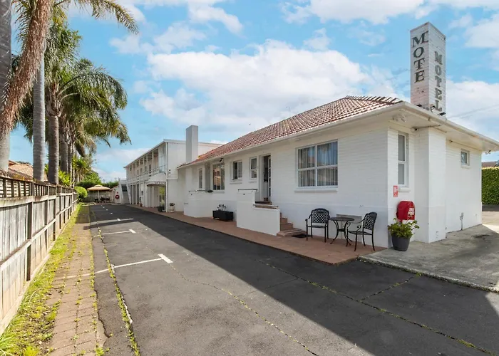 Aarangi Motel