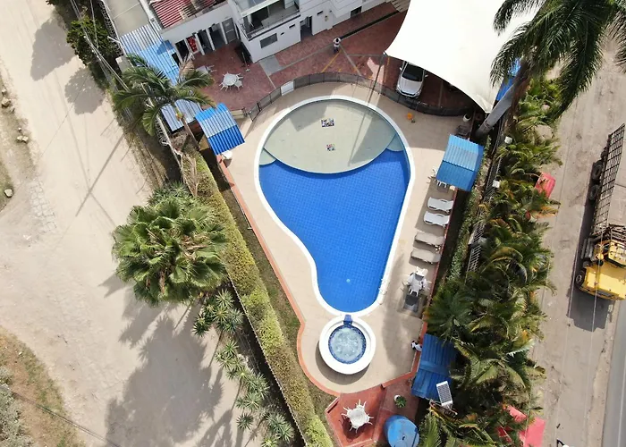 Hotel Catama Inn