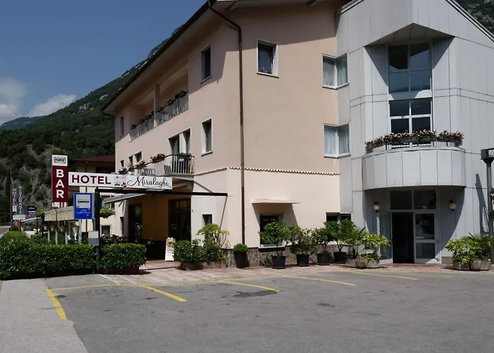 Albergo Miralaghi