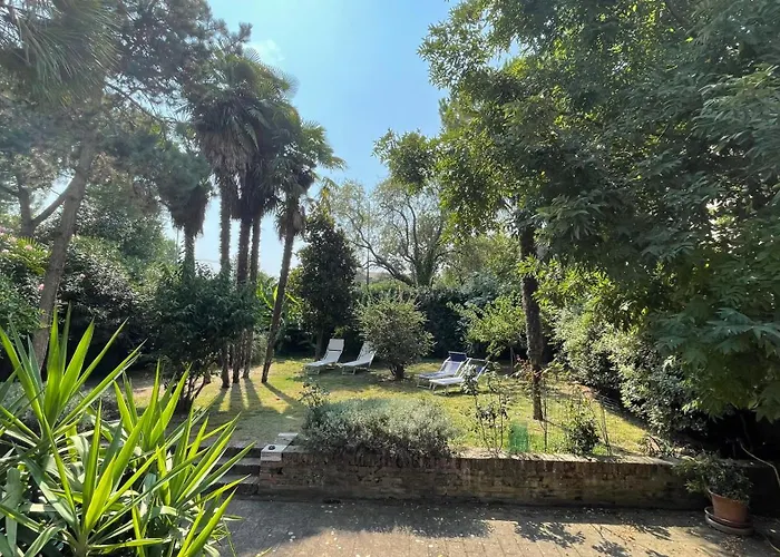 Ai Giardini Di San Vitale