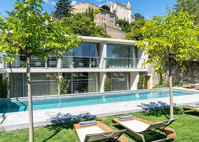 Le Pavillon M, Piscine et Spa au pied du château, Petit-Déjeuner inclus, Parking privé