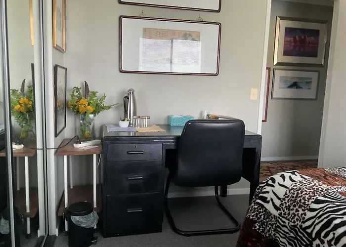 Bob Brown Room Art House