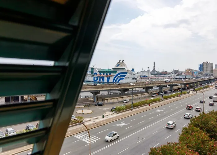 Al Fronte Del Porto