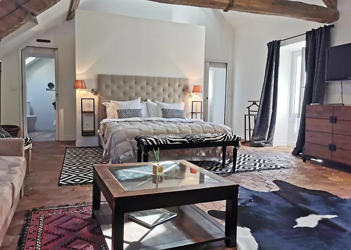 Demeure Les Aiglons, Chambres D'Hotes & Spa Fontainebleau