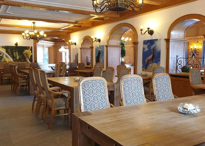 Hotel Edelweiẞ garni - b&b Berwang