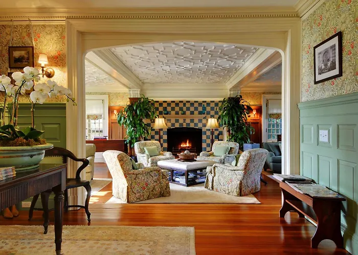 Bed and Breakfast The Baker House 1650 East Hampton