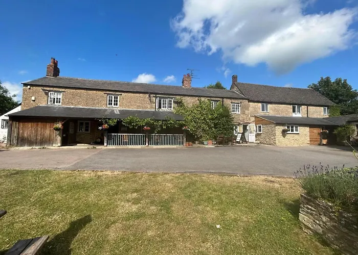 The Highwayman Hotel