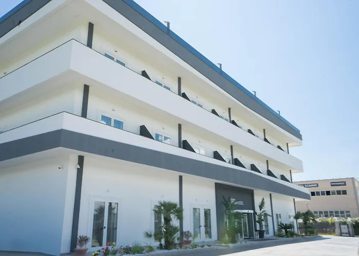Pm Hotel