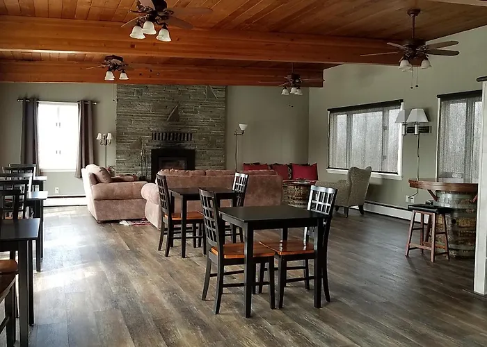 The Fox And The Grapes Bed & Breakfast Lodi