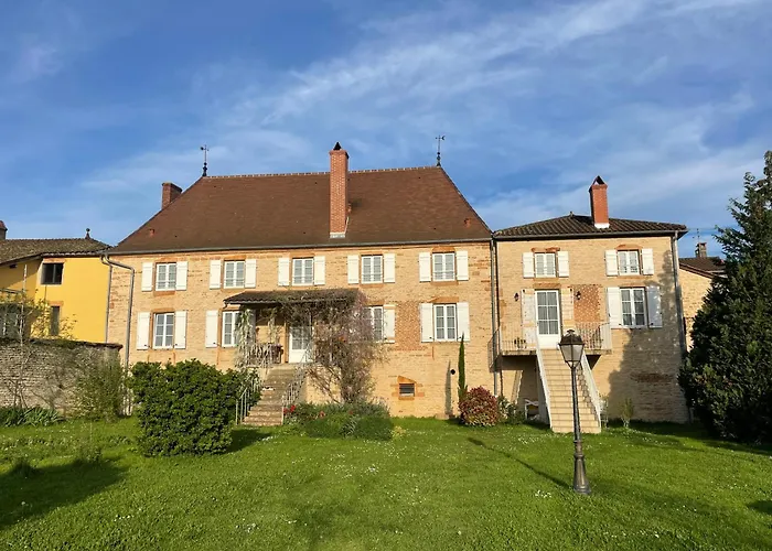 Le Logis D'Azé