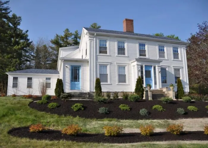 2 River Road Inn & Cottages