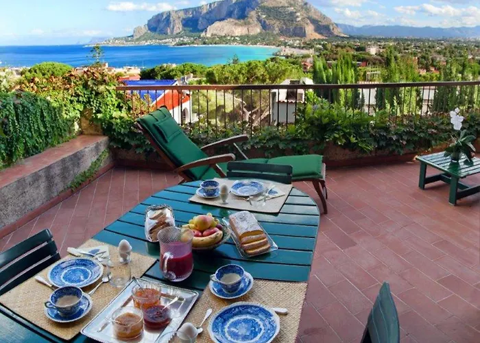 Il Glicine Sul Golfo Bed and Breakfast Mondello