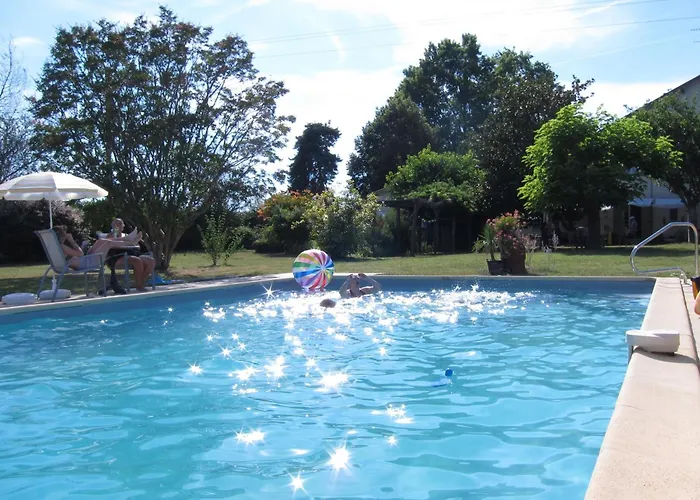 The Retreat @ Le Grand Bois Bed & Breakfast Miramont-de-Guyenne