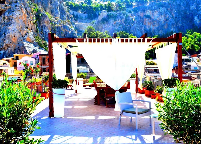 Bed and Breakfast Scirocco Cefalù
