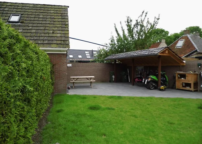 'T Laaisterplakky Bed and Breakfast Oude Bildtzijl