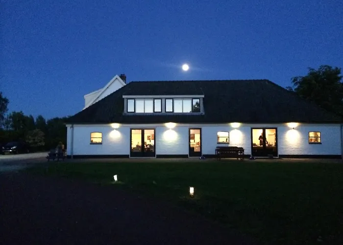 Waverly House