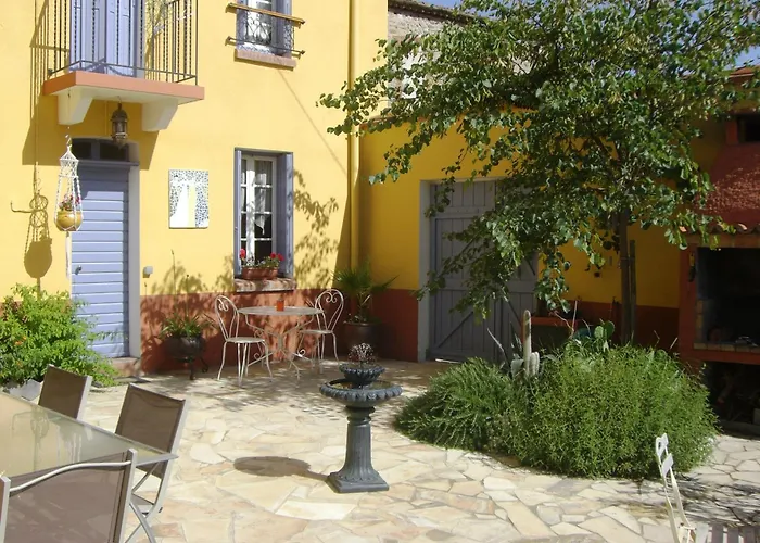 L'Art De Vivre Bed and Breakfast Latour-de-France
