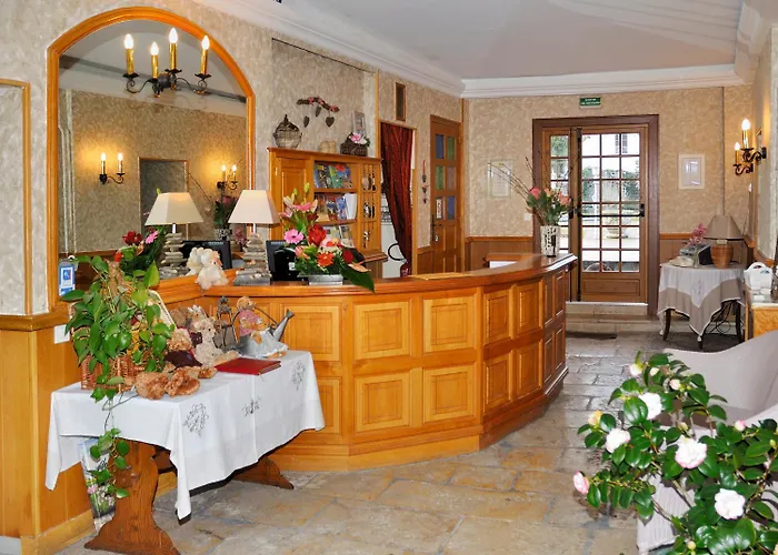 Logis Hôtel Auberge De L'ecole