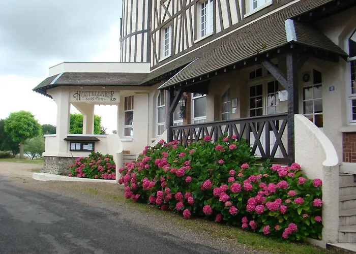 Logis Hostellerie Saint Pierre