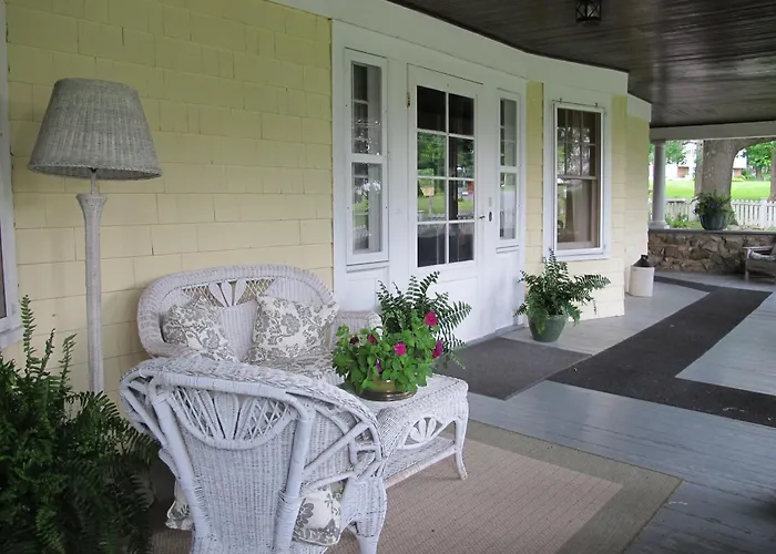 Hilltop House Bed & Breakfast Amenia