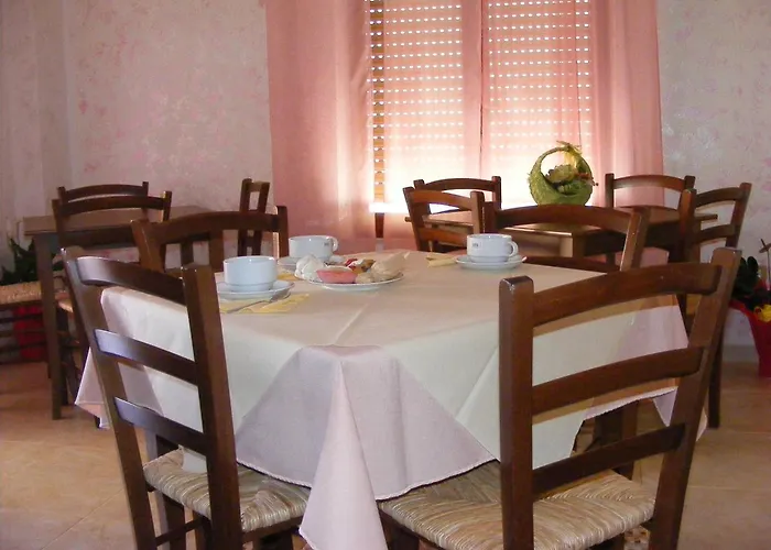 Bed and Breakfast Sa Marina La Caletta
