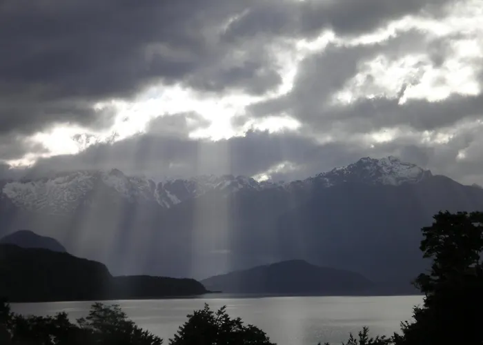 Murrells Grand View House Manapouri