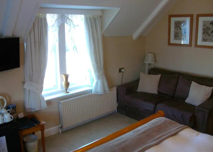 Gate Lodge Guest House