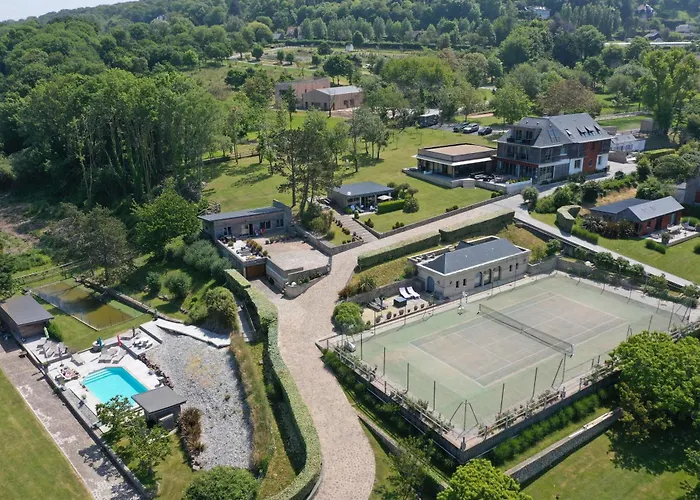 Domaine Du Grand Bec Bed and Breakfast Villerville