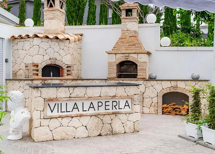 Villalaperla Licata