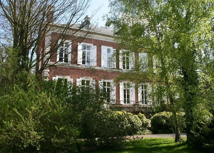 Le Chateau De Philiomel Lillers