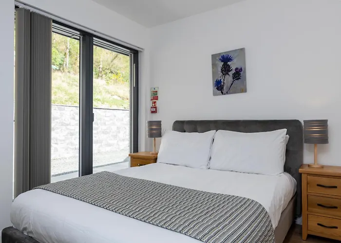 Ben Cruachan Inn - Restaurant, Pub With Rooms