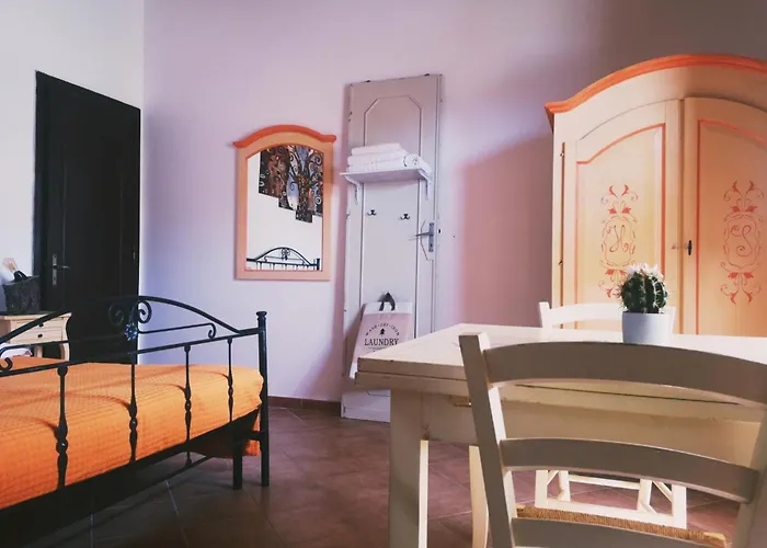 Tobia'S House B&B Giuggianello
