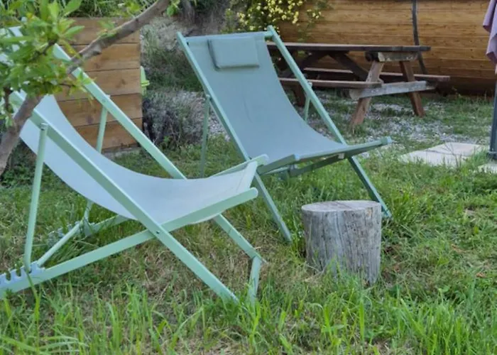 Hébergements insolites - Détente en Luberon Viens