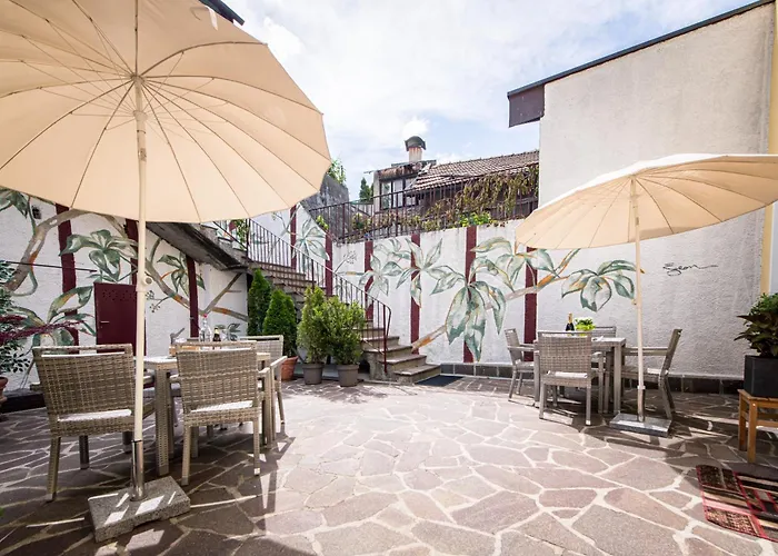 Am Schloss Guest House Brunico