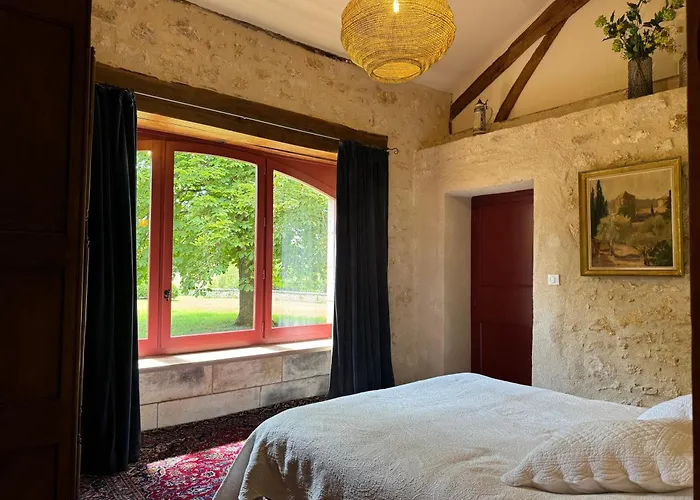 Chateau La Rochette Lisle