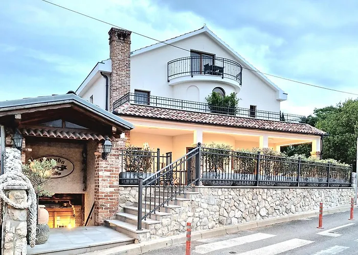 Bracera Inn