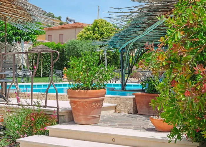 Il Giardino Degli Aranci Bed and Breakfast Mores