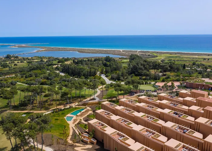 Palmares Signature Apartments