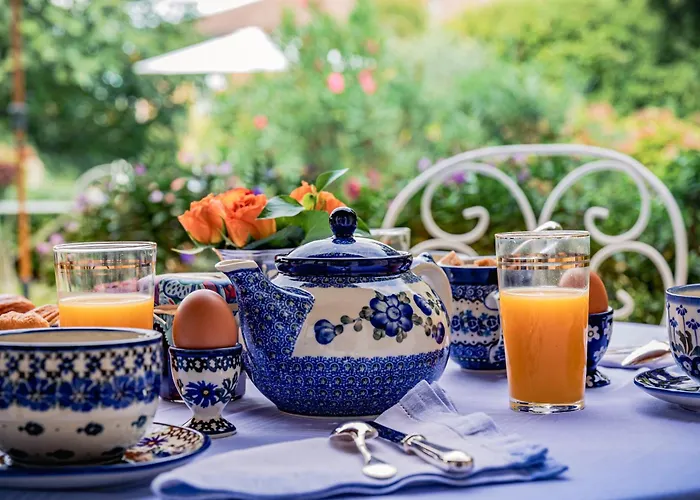 Ostal Cassinia Maison d hôtes de charme avec petit déjeuner gourmand Cassagne