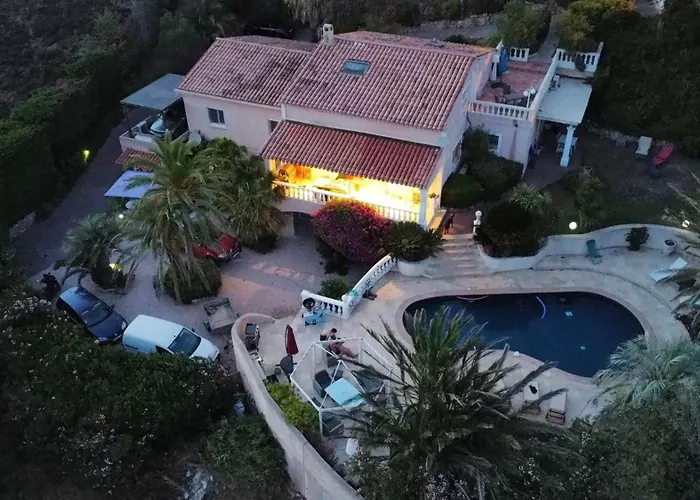 Bed and breakfast L'oasis-LES ISSAMBRES