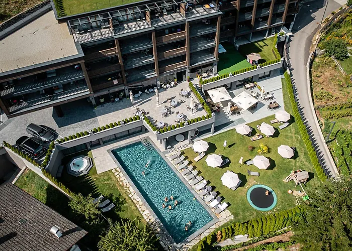 Molaris Lodge