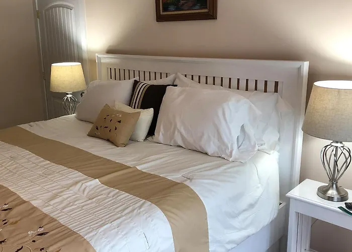 Stamford Gables Bed And Breakfast
