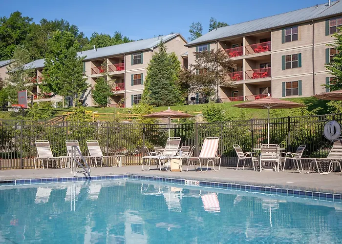 Holiday Inn Club Vacations Oak N Spruce Resort In The Berkshires