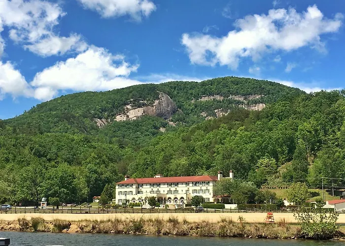 Lake Lure Inn And Spa