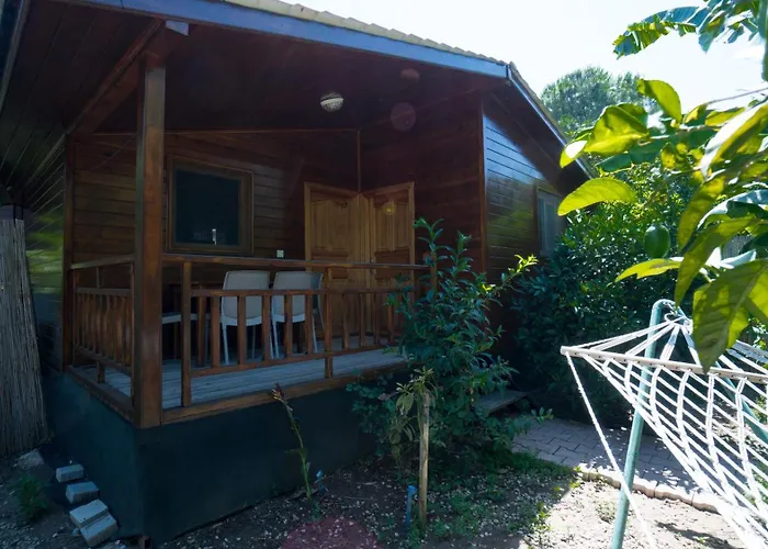 Lemon Garden Lodge