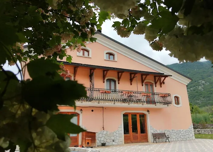 Da Nonna Li Rooms And Breakfast Villetta Barrea