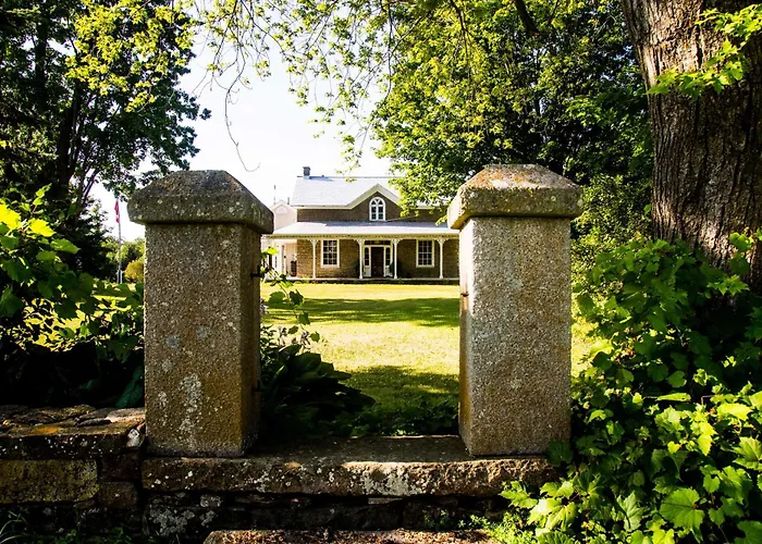 Harlem Stonegate B&B