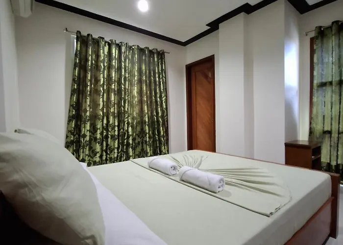 Citrine Tourist Inn