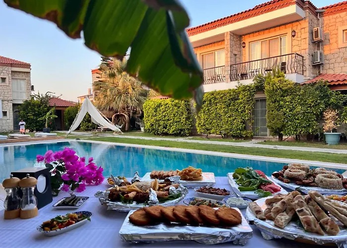 Kemerlihan Deluxe Hotel